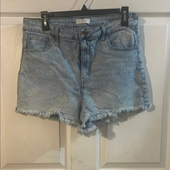 Ariya Light Blue Frayed Jean Shorts - Picture 2 of 7
